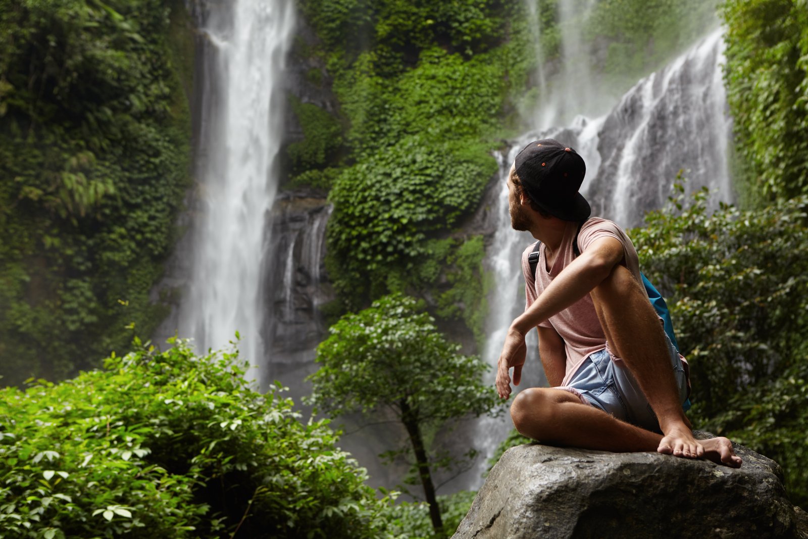 Tourist at Liril Falls